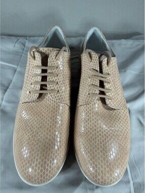 Marc Joseph New York Beige Leather Upper Oxford Shoes Size 7.5